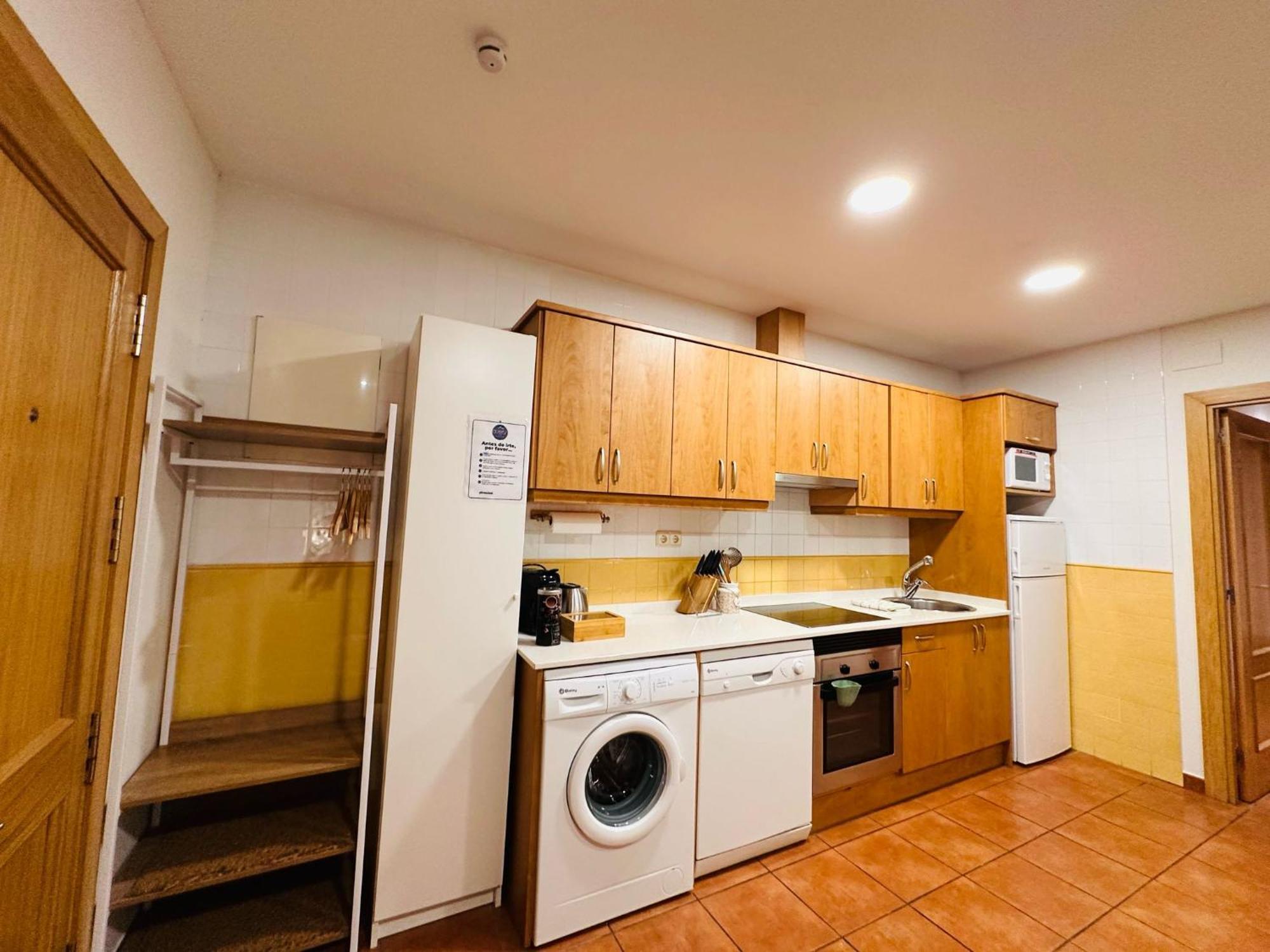 Apartamento Acogedor Pineta บีเอลซา ภายนอก รูปภาพ